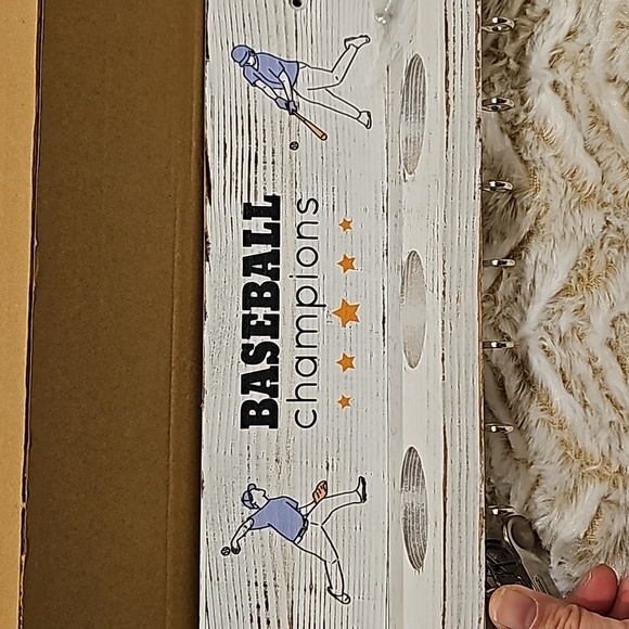 NWT hat holder - Picture 2 of 5